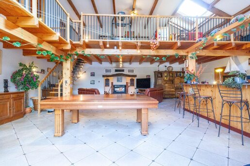 Maison 10 pièces 210 m² · à Marnhagues-Et-Latour · 210 m² · 295 000 €