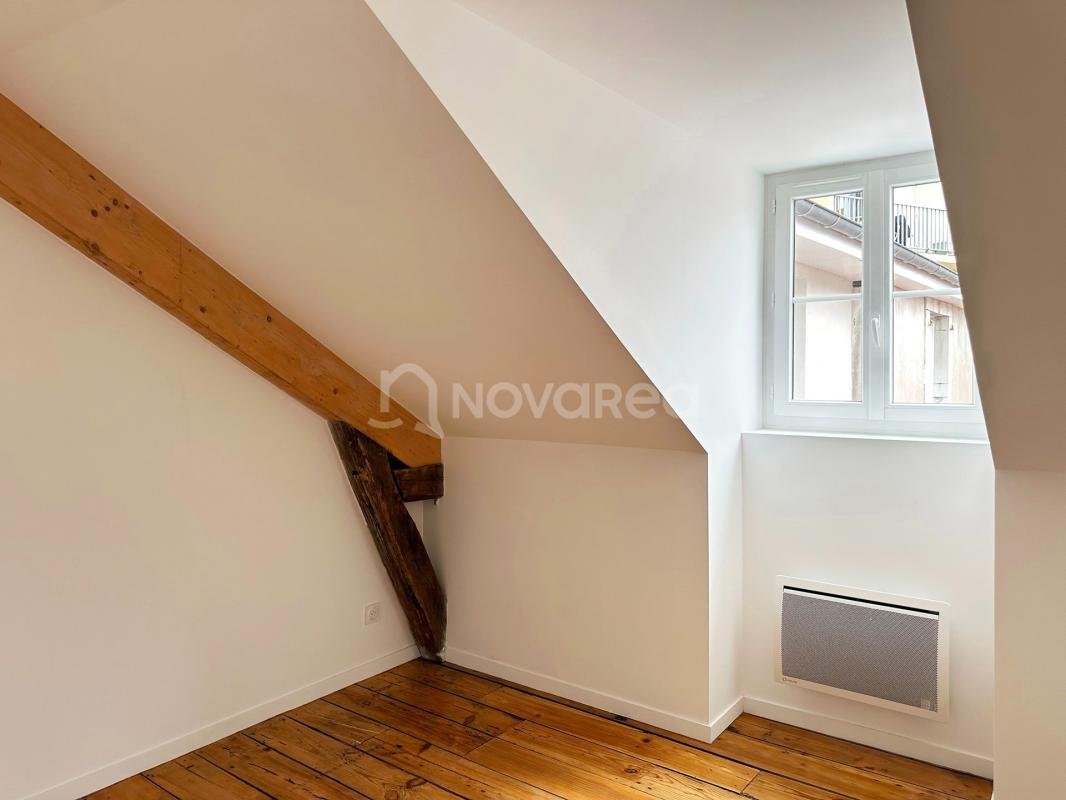 Appartement à louer, 27m², Pau