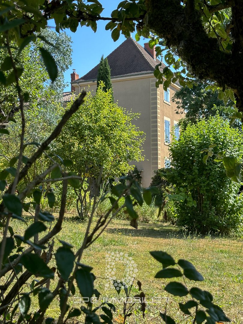 Maison à vendre, 356m², Matour