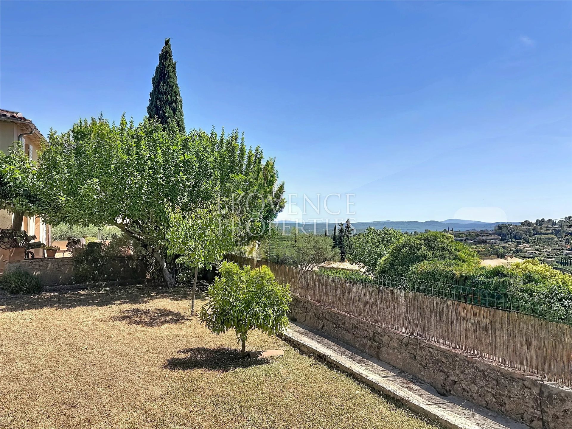 Maison à vendre, 126m², Cotignac