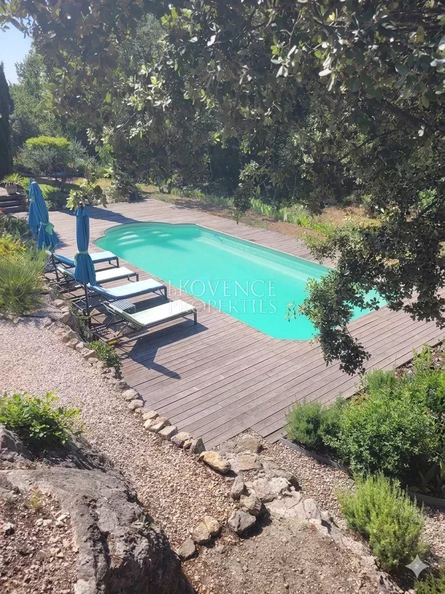 Maison à vendre, 157m², Cotignac