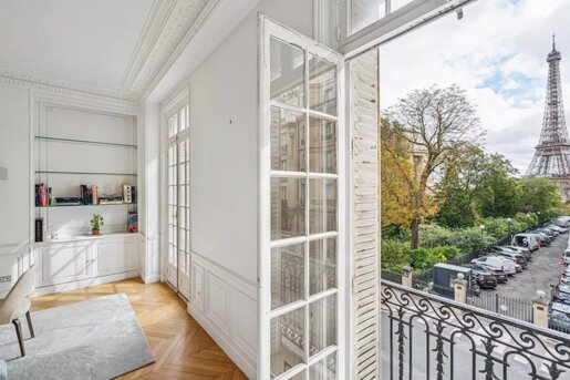 Appartement 8 pièces 235 m² · à Paris 16ème · 235 m² · 5 300 000 €
