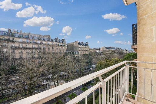 Appartement 4 pièces 86 m² · à Paris 16ème · 86 m² · 1 230 000 €