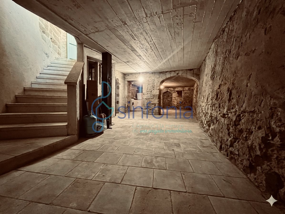 Maison à vendre, 160m², Uzès