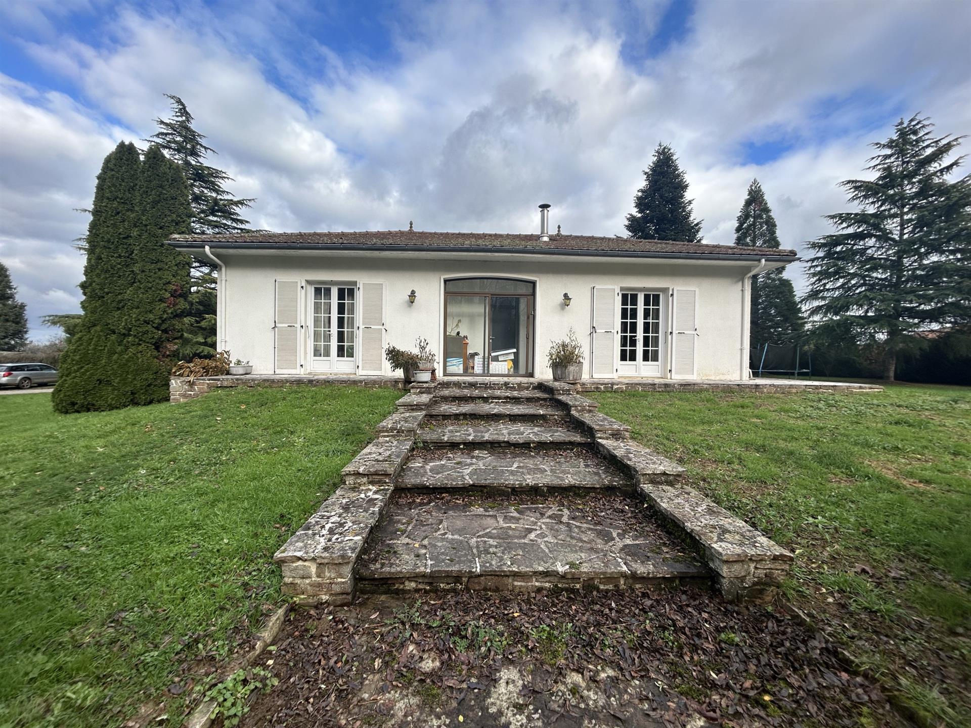 Maison à vendre, 110m², Montemboeuf