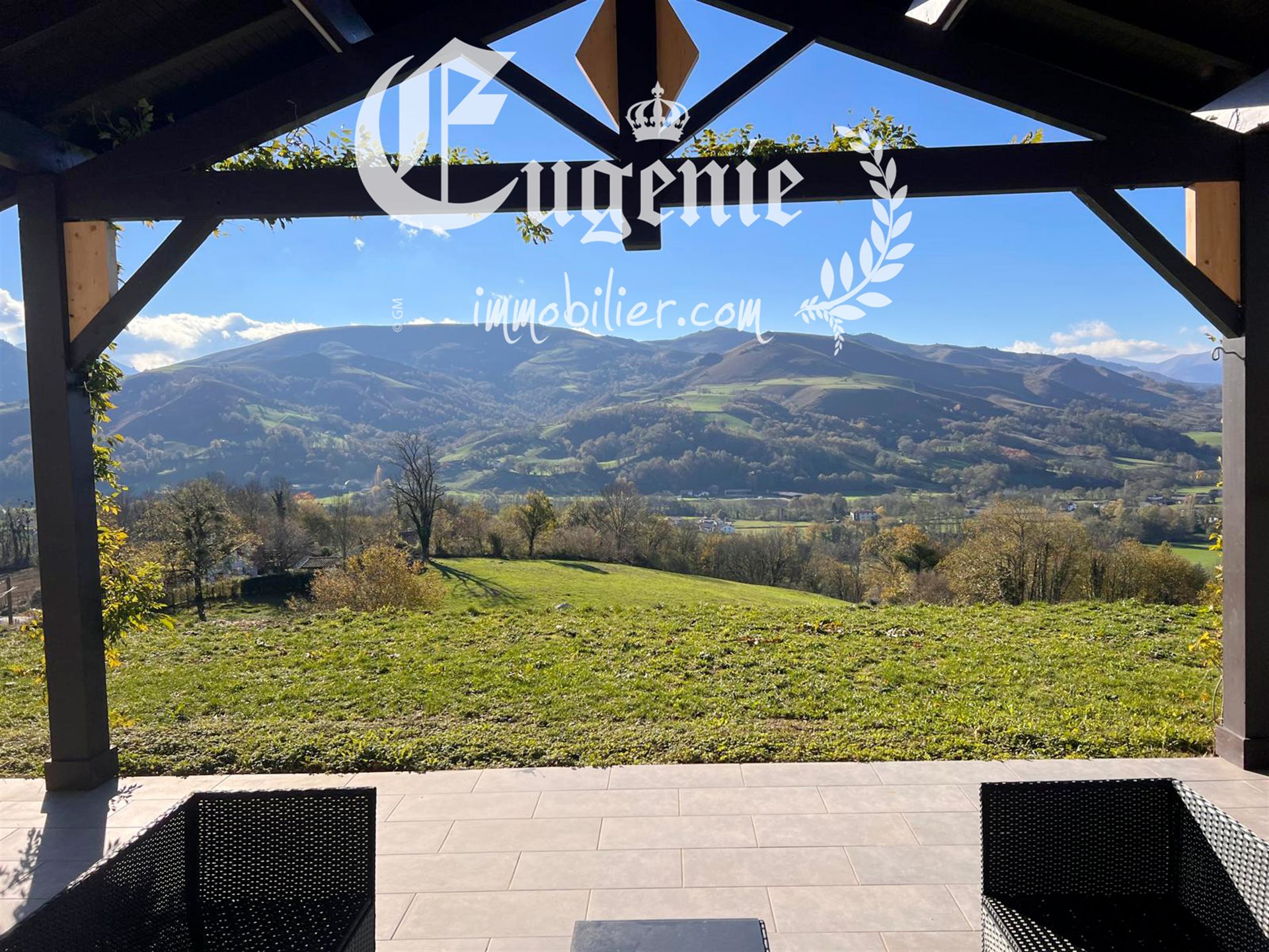 Maison à vendre, 206m², Saint-Jean-Pied-de-Port