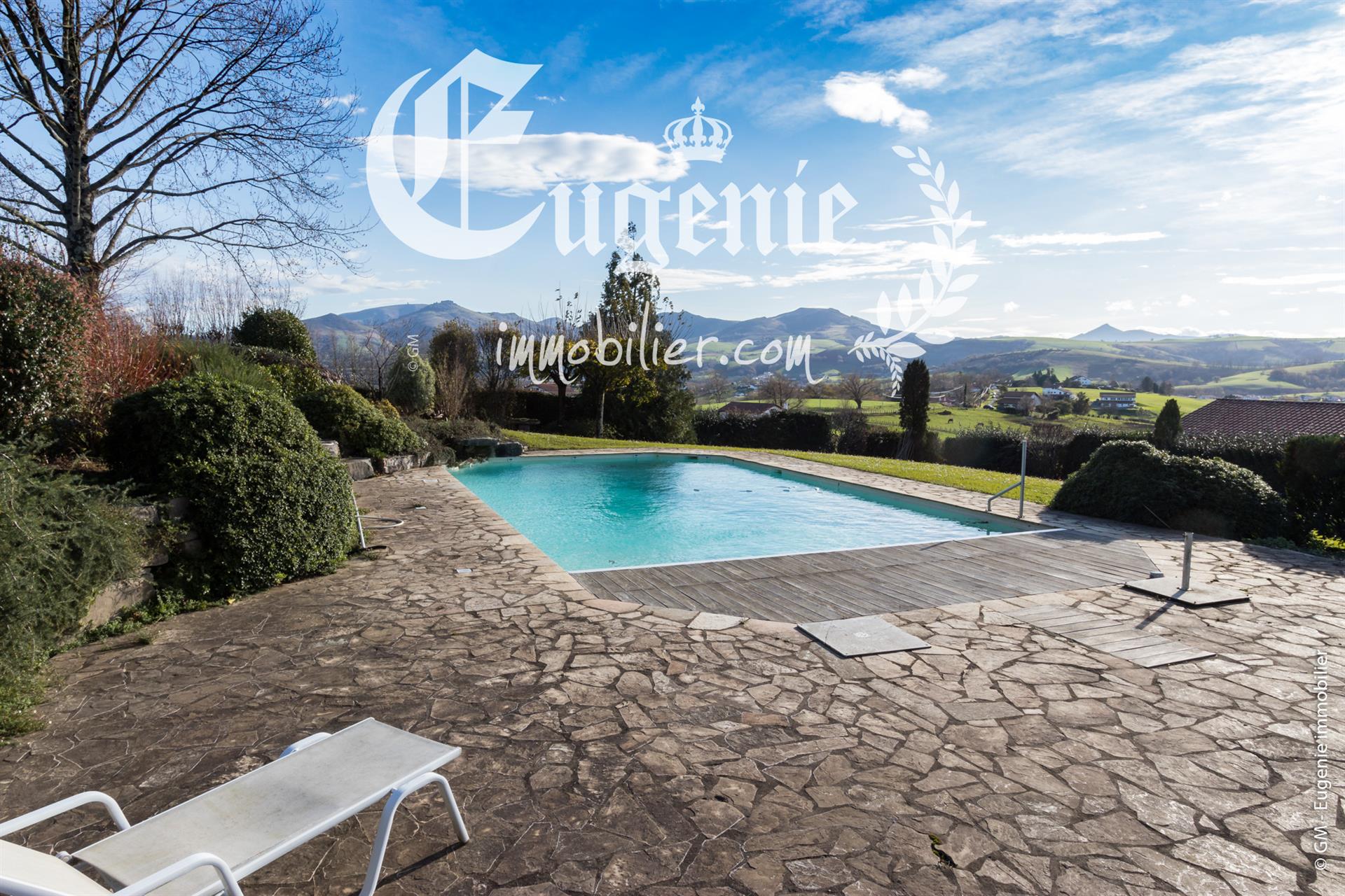 Maison à vendre, 266m², Souraïde