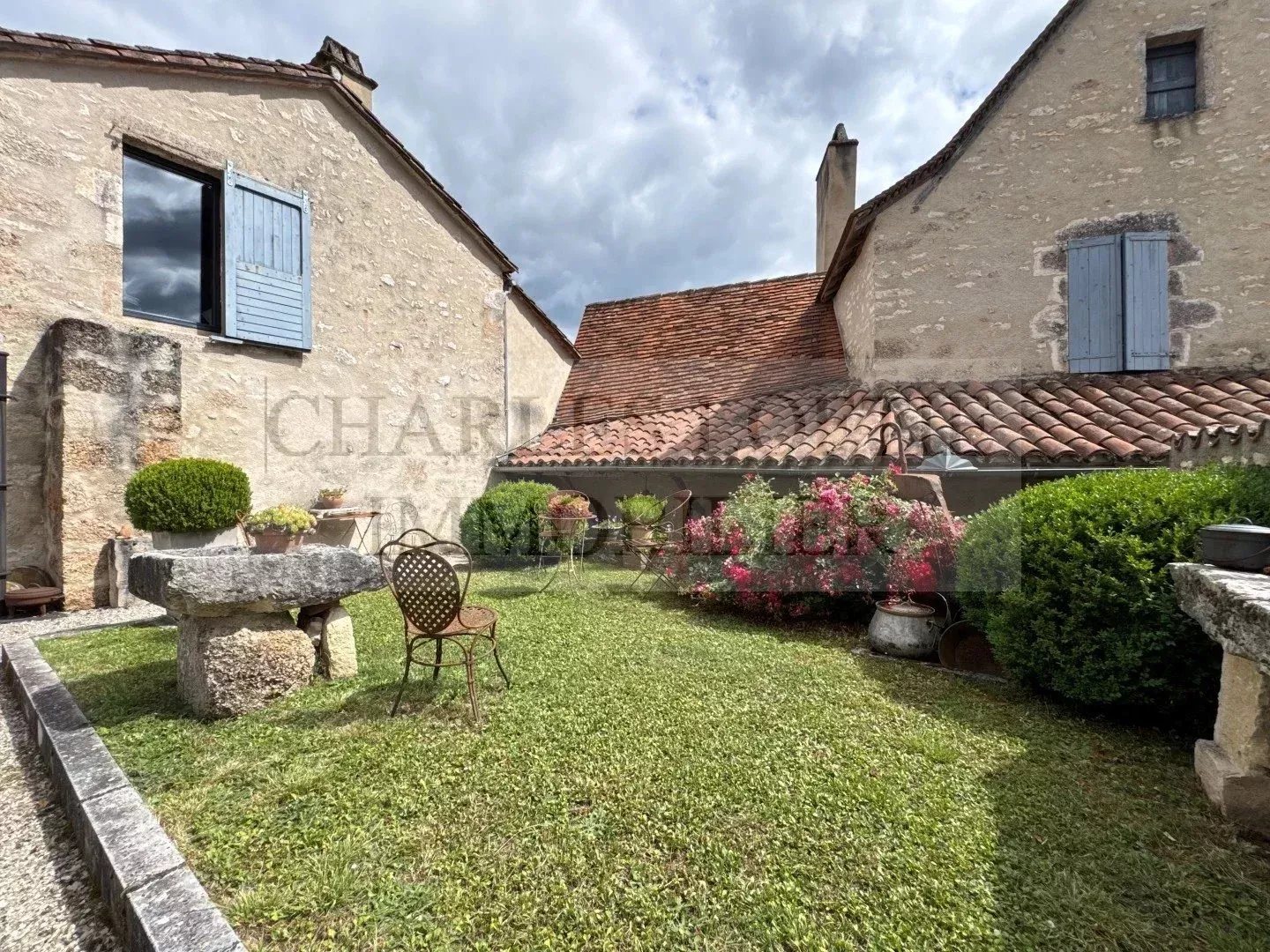 Maison à vendre, 300m², Saint-Géry