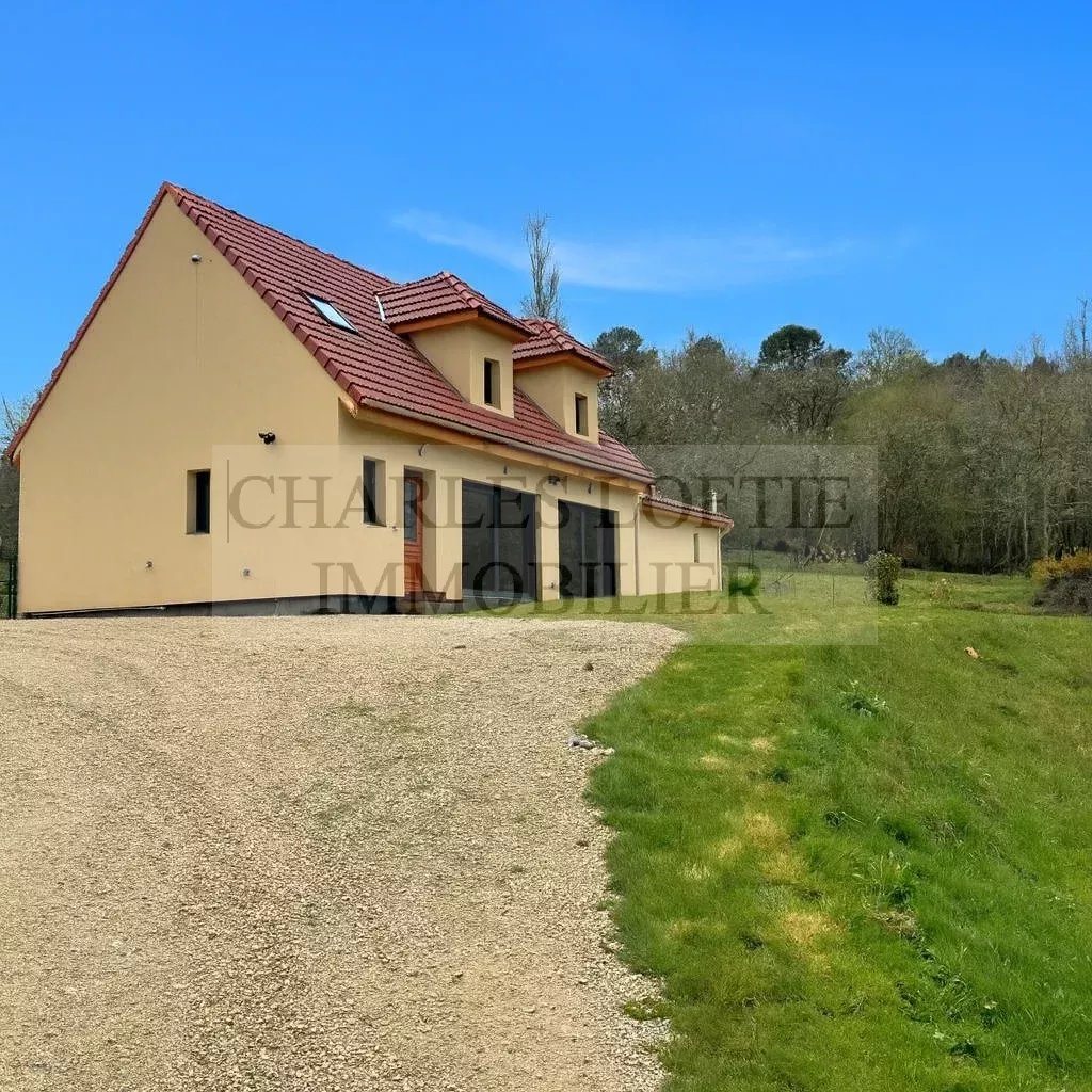 Maison à vendre, 154m², Montcléra