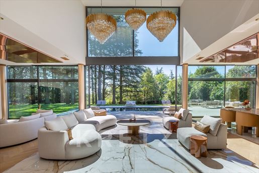 Maison 8 pièces 400 m² · à Ecully · 400 m² · 3 350 000 €