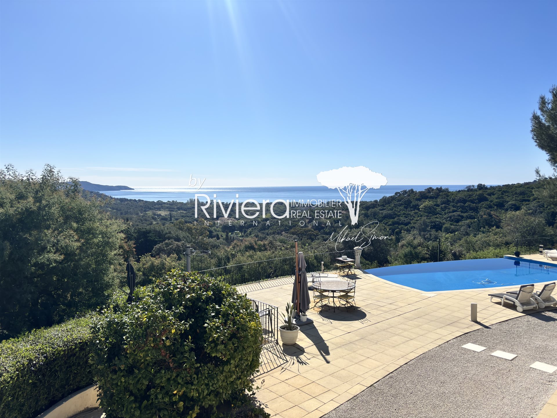Maison à vendre, 206m², Cavalaire-sur-Mer