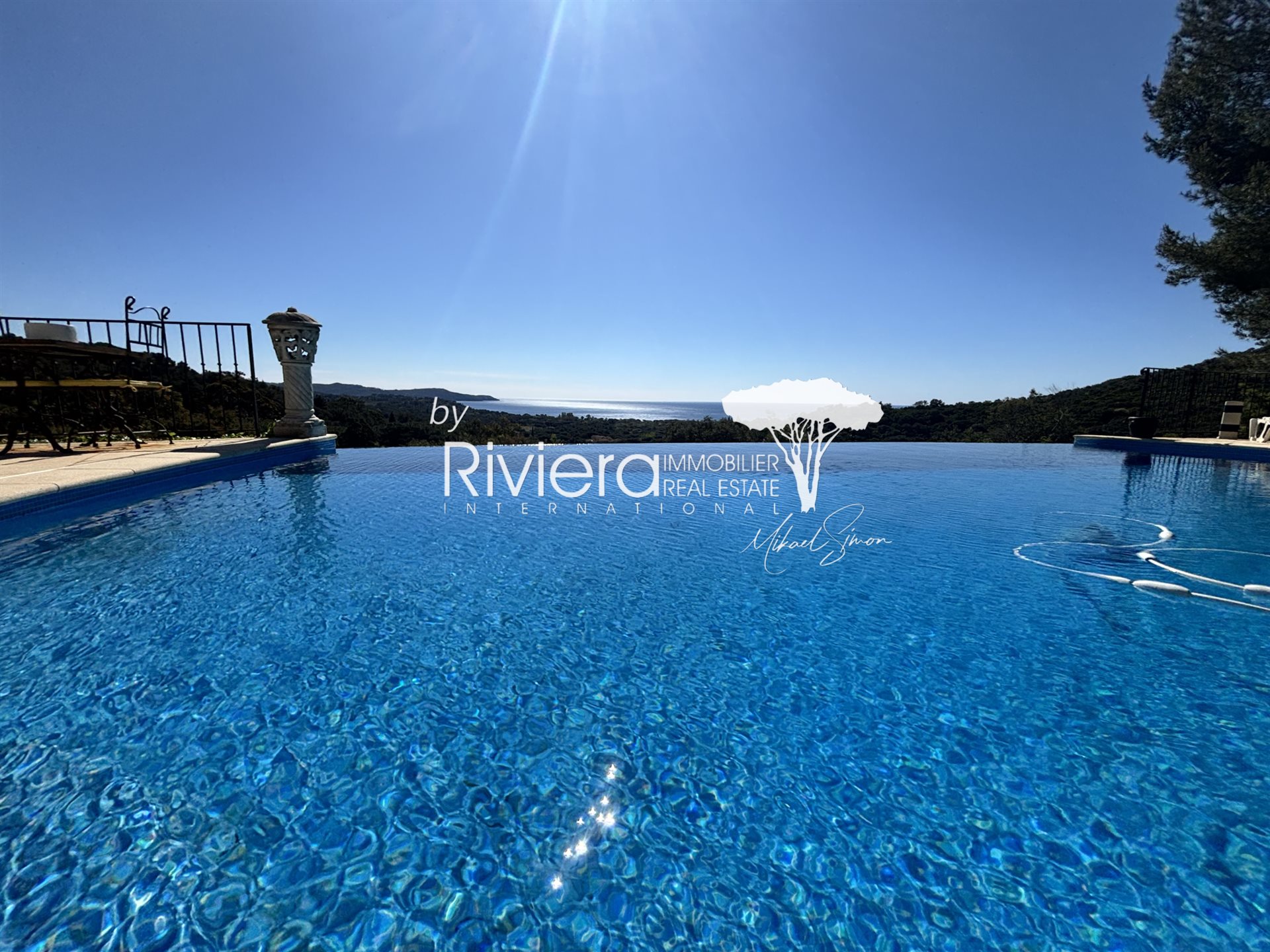 Maison à vendre, 206m², Cavalaire-sur-Mer