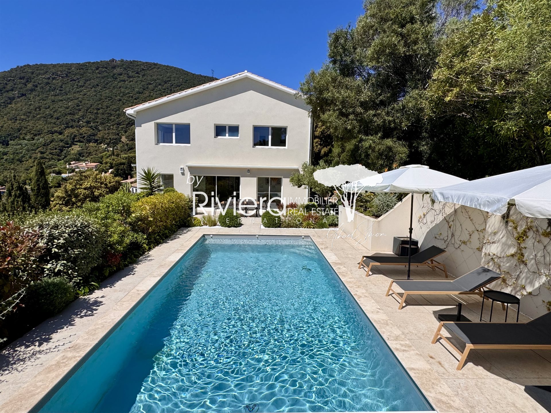 Maison à vendre, 150m², Cavalaire-sur-Mer
