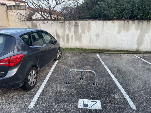 Parking 12 m² · à Six-Fours-les-Plages · 12 m² · 16 900 €