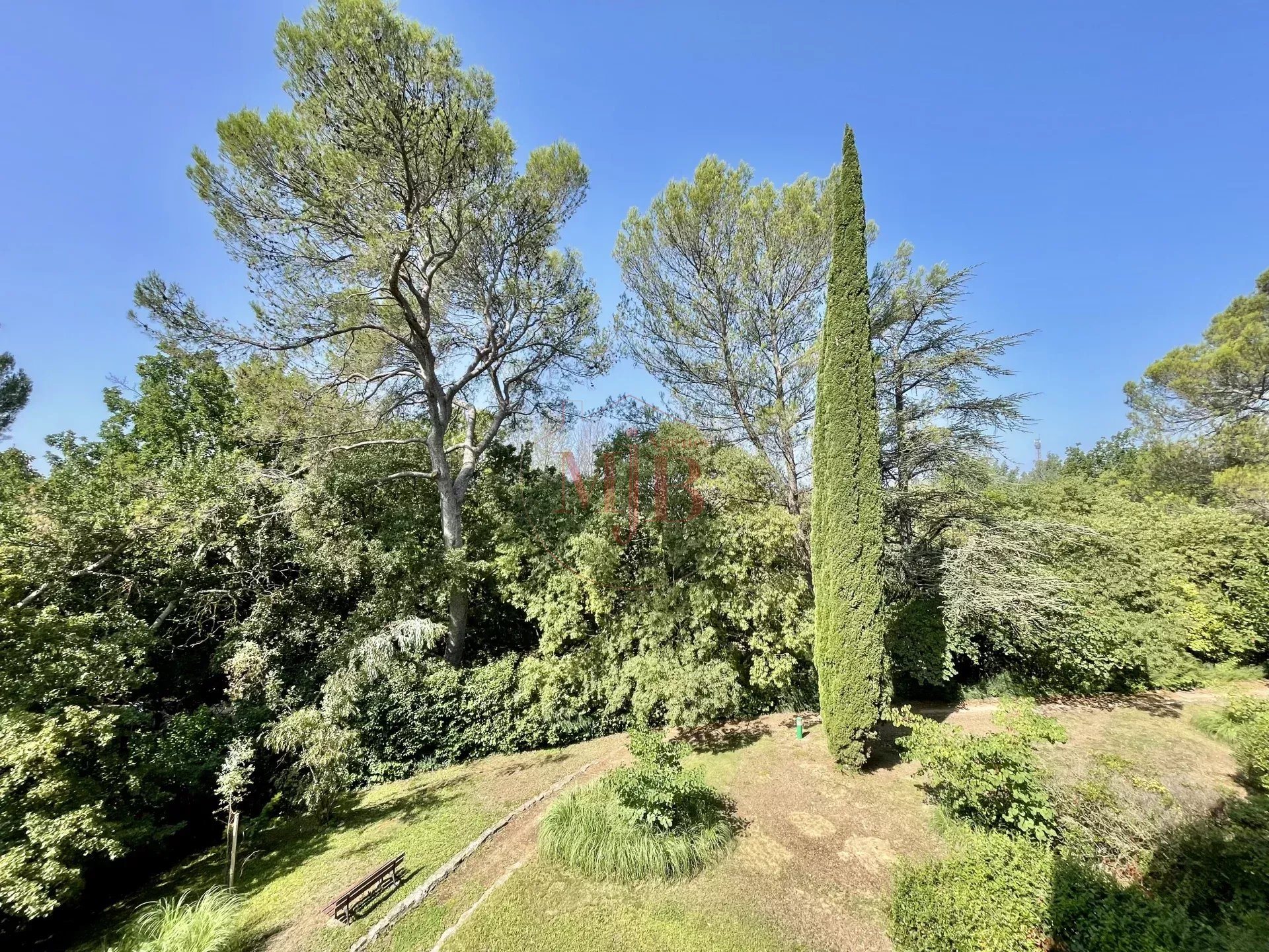 Appartement – Aix-en-Provence - Vue 2