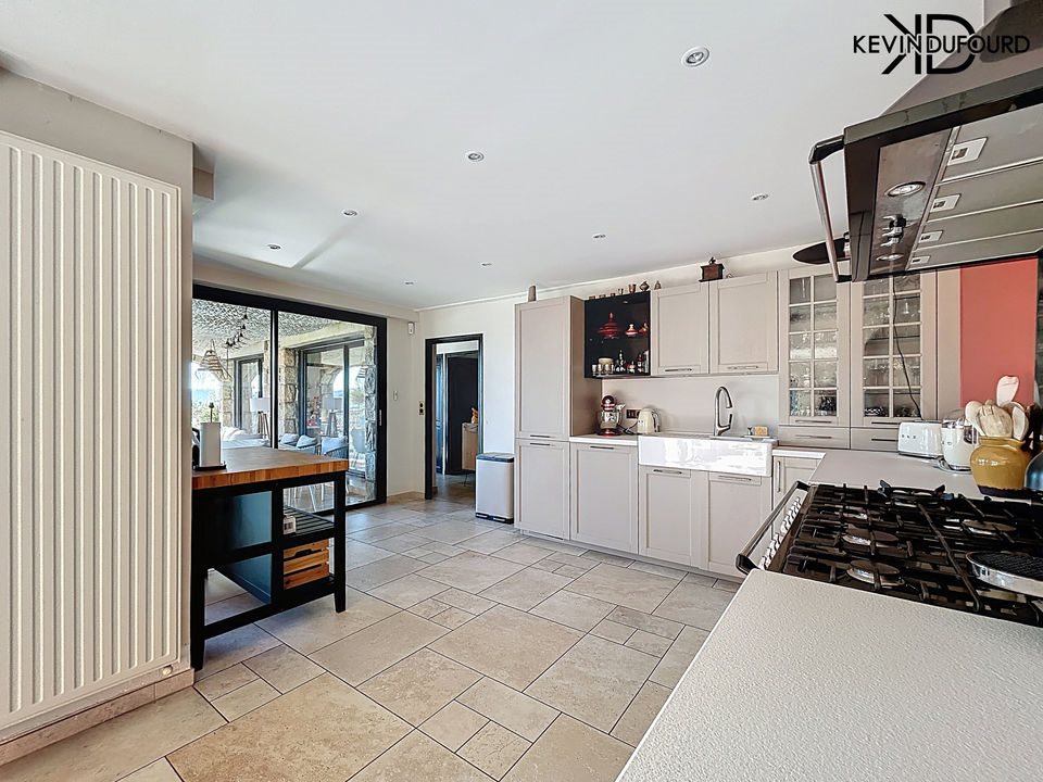 Maison à vendre, 432m², Saint-Étienne-de-Fontbellon