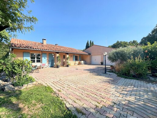 Maison 5 pièces 100 m² · à Vesseaux · 100 m² · 235 000 €