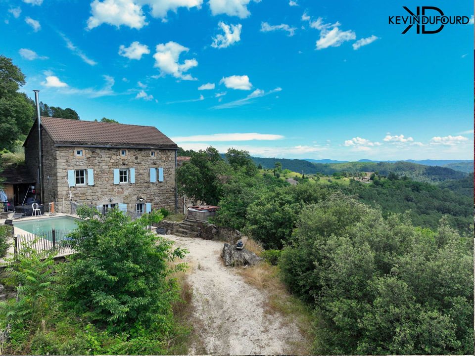 Maison à vendre, 317m², Saint-Pierre-Saint-Jean