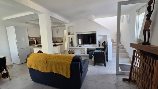 Maison 4 pièces 105 m² · à Perpignan · 105 m² · 220 000 €