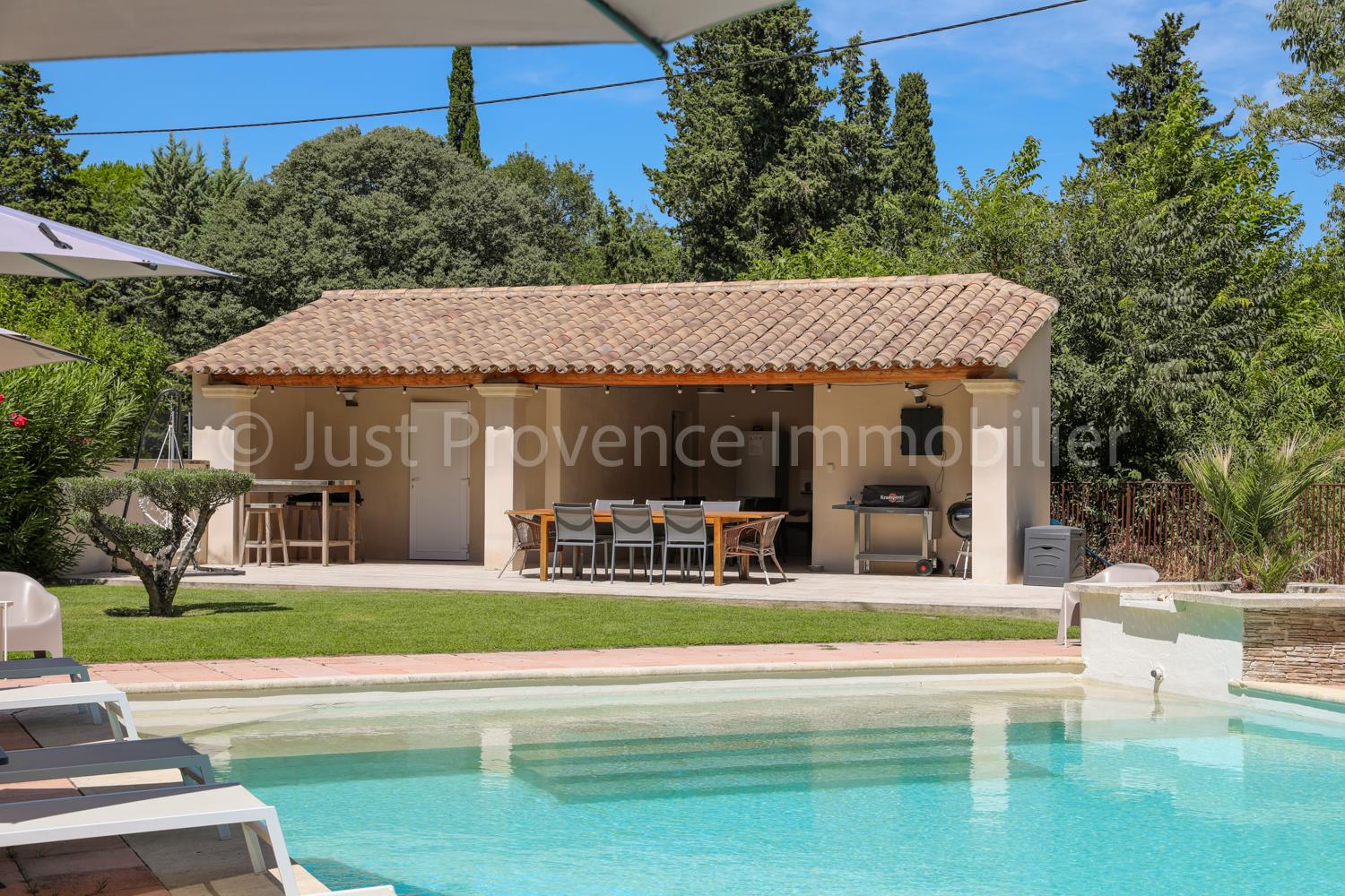 Maison à vendre, 419m², Saumane-de-Vaucluse
