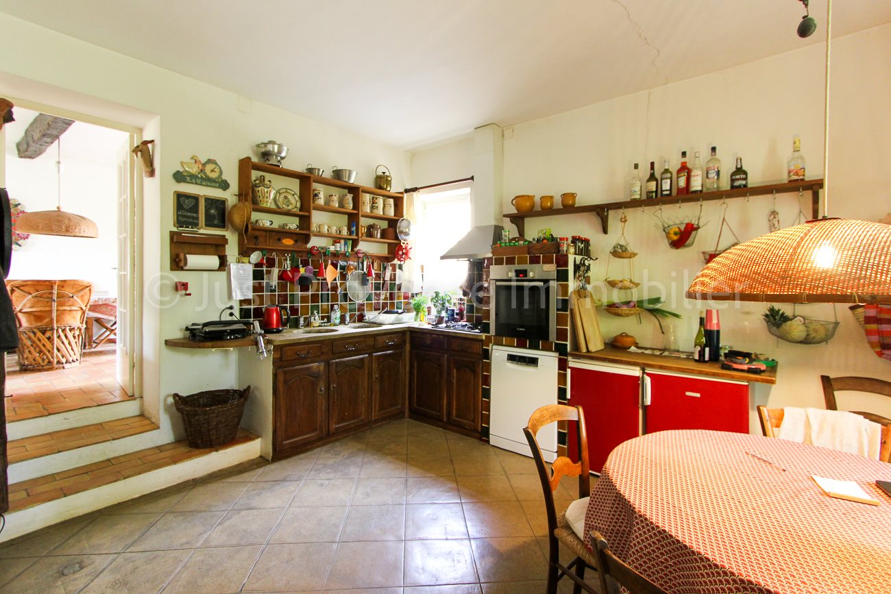 Maison à vendre, 260m², Suzette