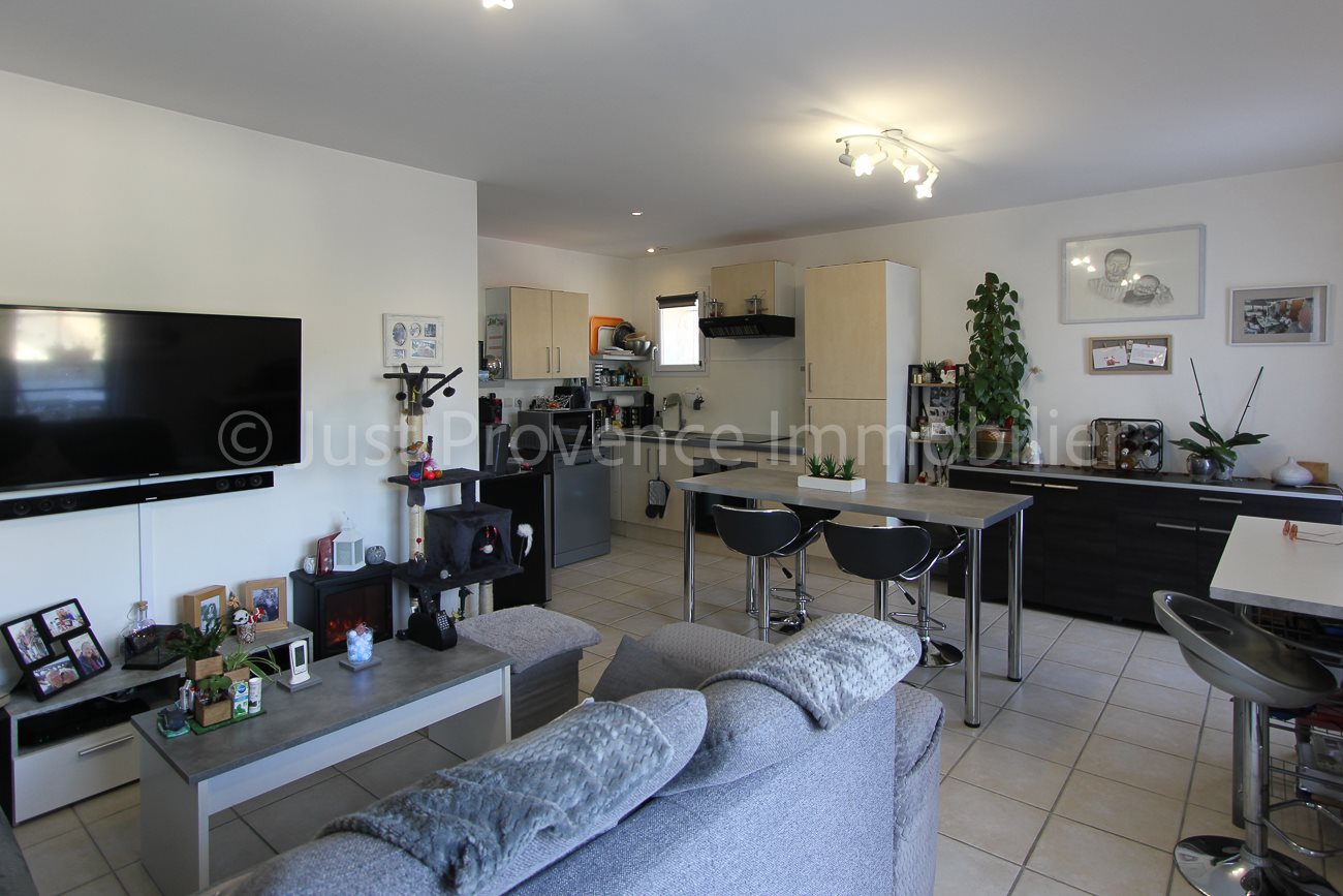 Appartement à vendre, 80m², Caromb
