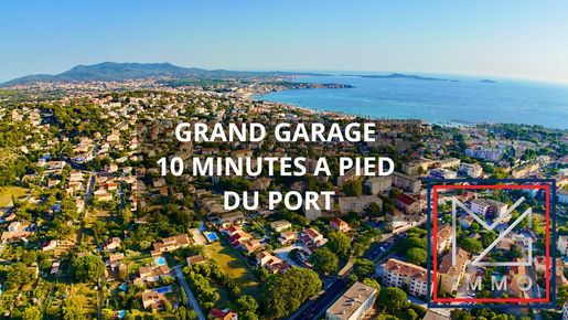 Parking 15 m² · à Sanary-sur-Mer · 15 m² · 44 000 €