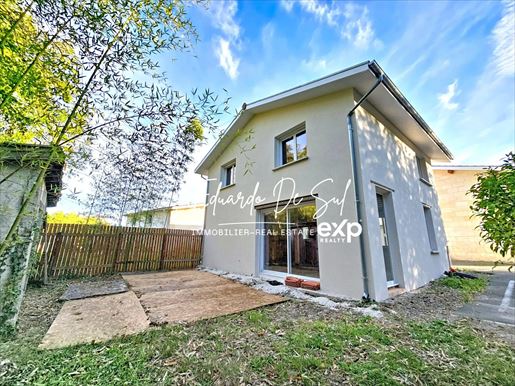Maison 5 pièces 88 m² · à Blanquefort · 88 m² · 220 000 €