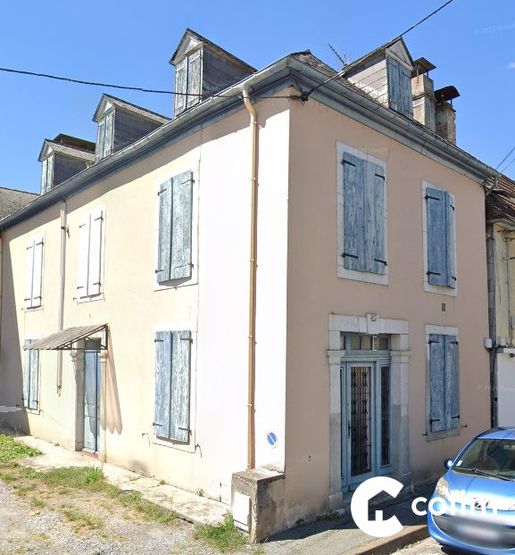 Maison 2 pièces 107 m² · à Gan · 107 m² · 80 000 €