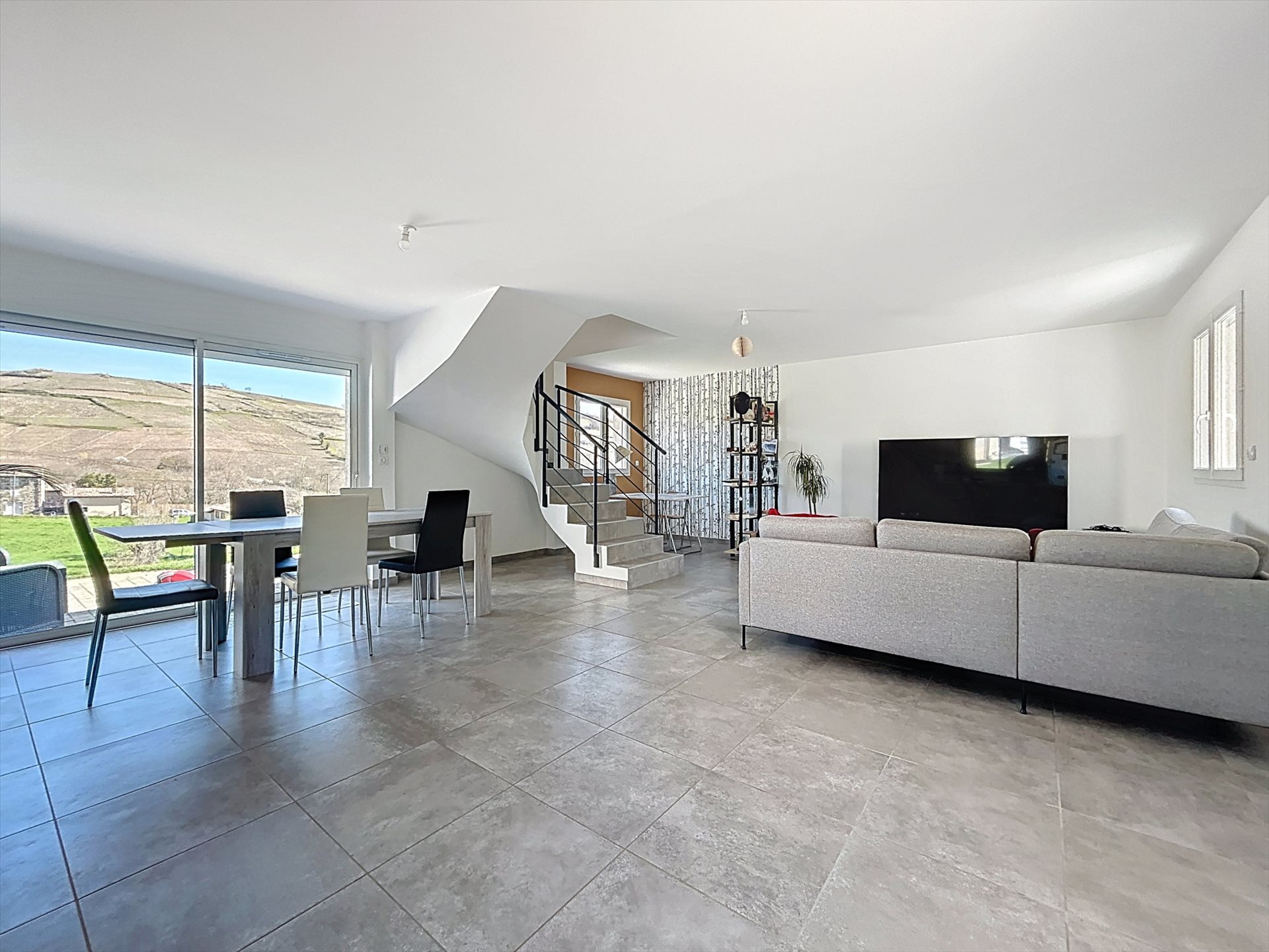 Maison à vendre, 111m², Juliénas