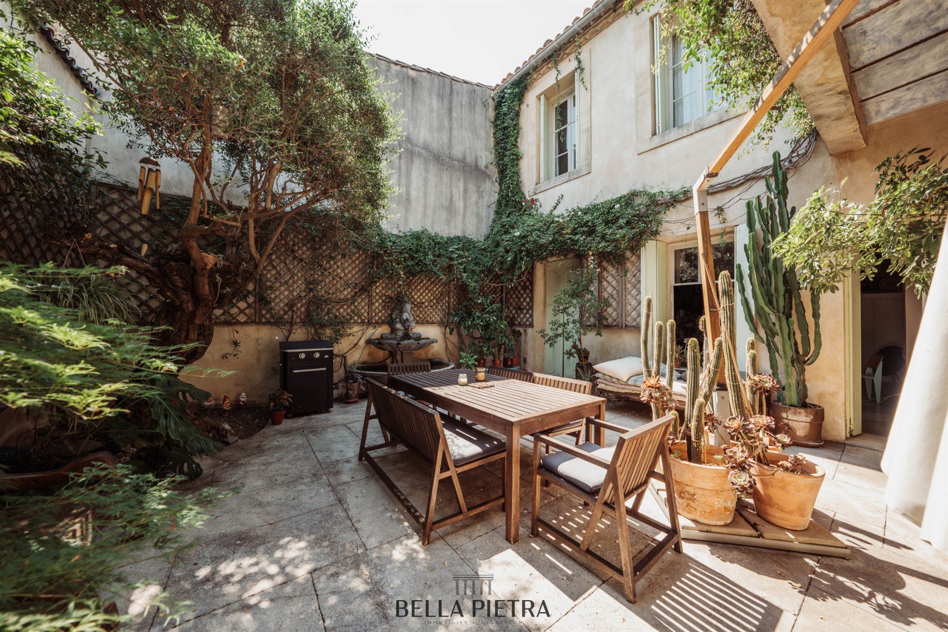 Maison à vendre, 350m², Lansargues