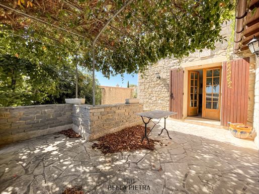 Maison 6 pièces 160 m² · à Saint-Bauzille-de-Montmel · 160 m² · 380 000 €