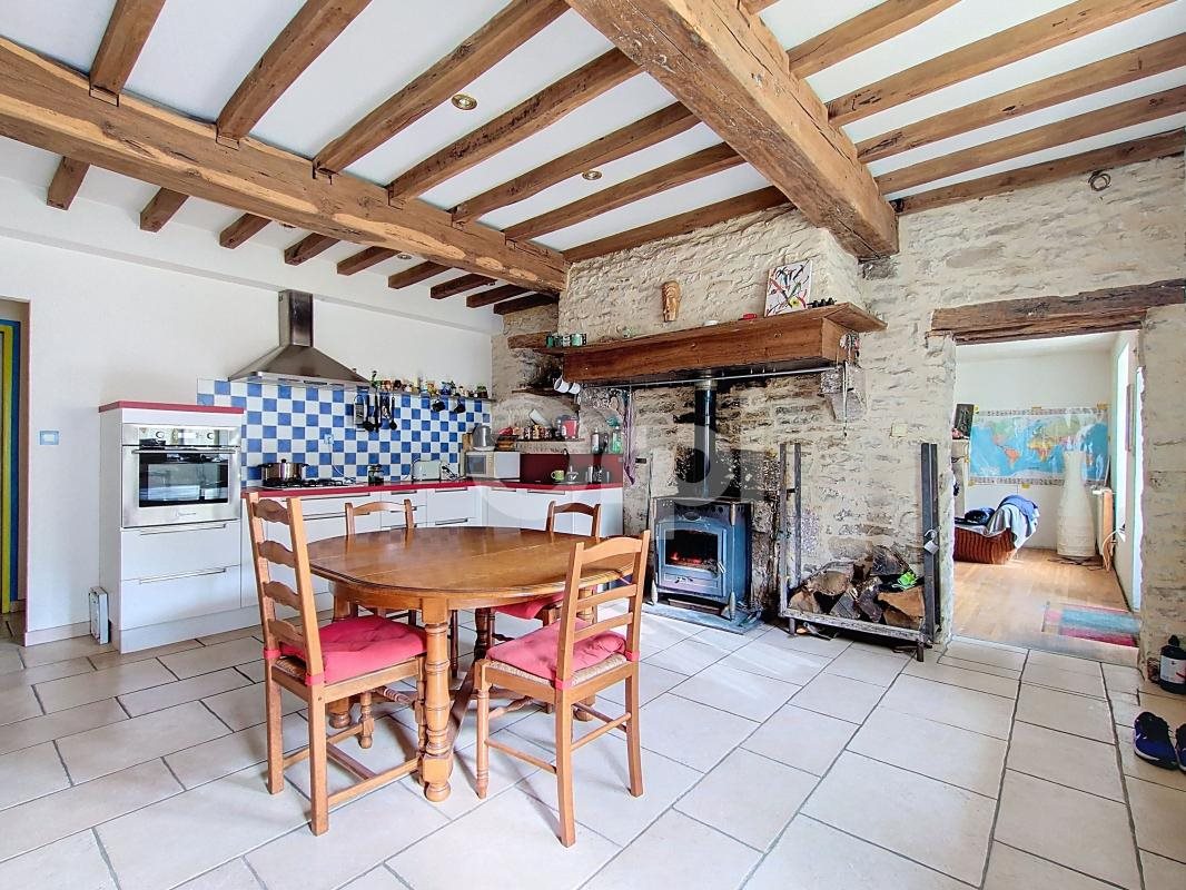 Maison à vendre, 143m², Froncles