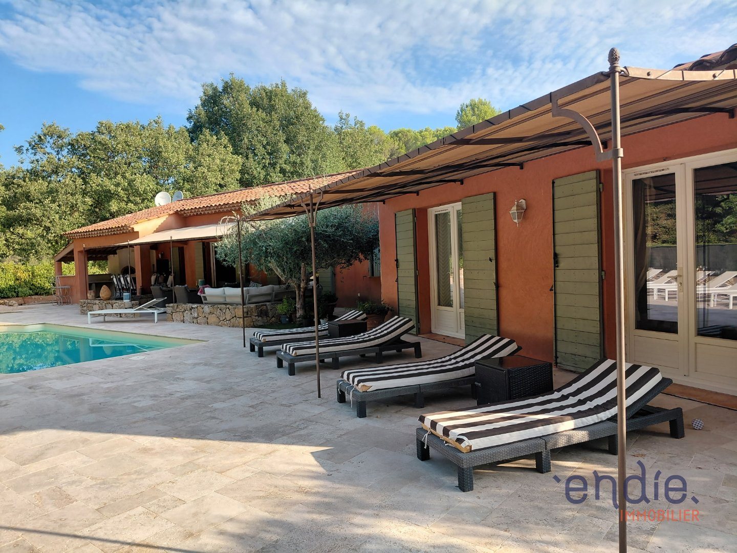 Maison à vendre, 230m², Saint-Antonin-du-Var