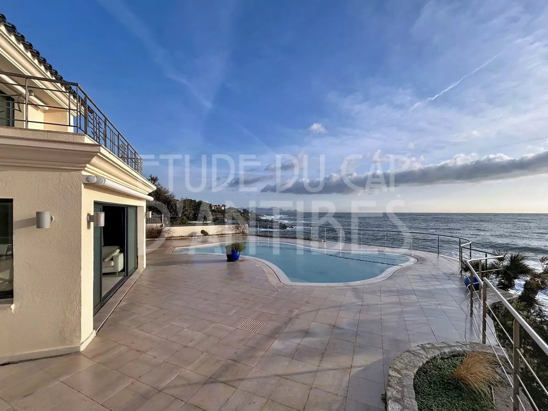 Maison à vendre, 250m², Roquebrune-sur-Argens