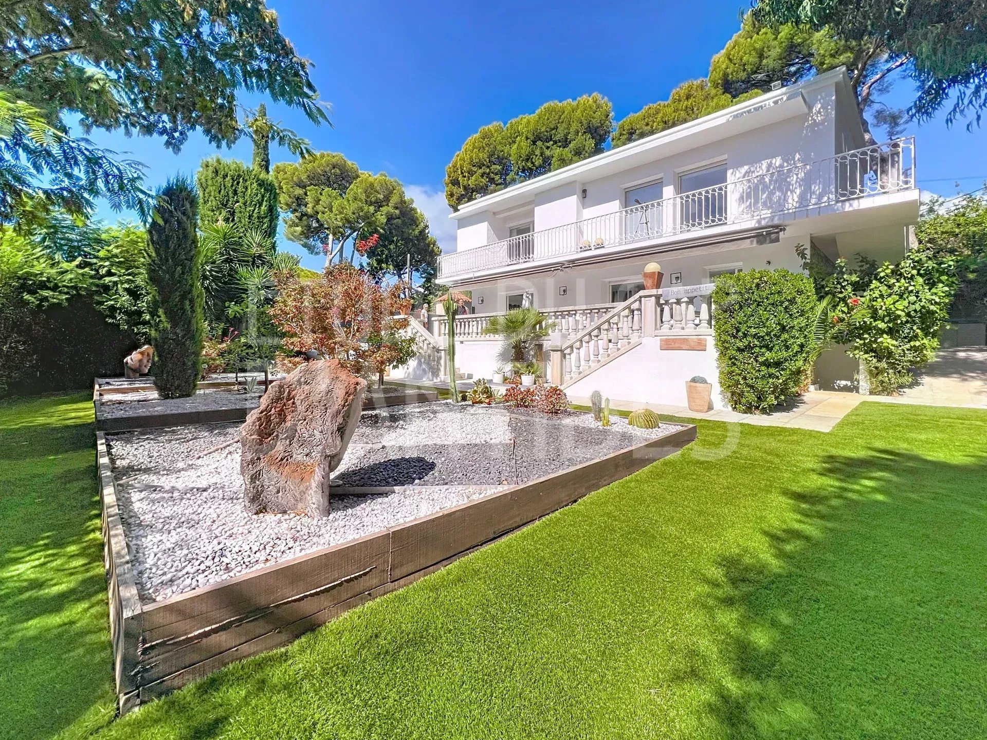 Maison – Antibes, Centre Ville, Cap d'Antibes