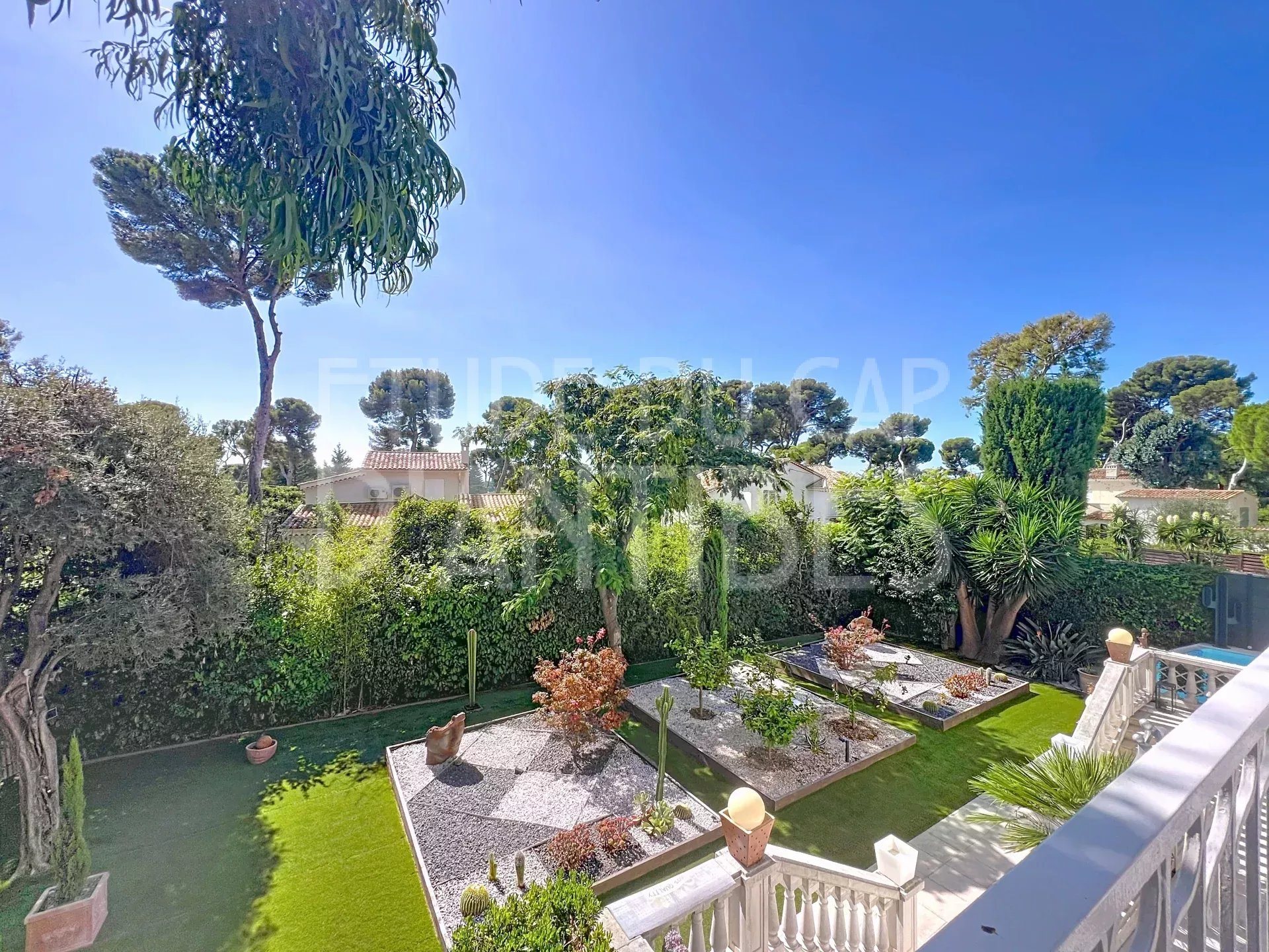 Maison – Antibes, Centre Ville, Cap d'Antibes - Vue 2