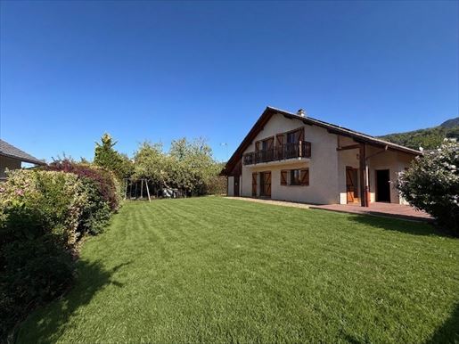 Maison 4 pièces 105 m² · à Bonne · 105 m² · 420 000 €