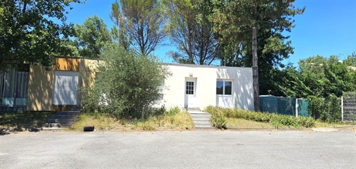 Immeuble 4 pièces 500 m² · à Brignon · 500 m² · 445 000 €