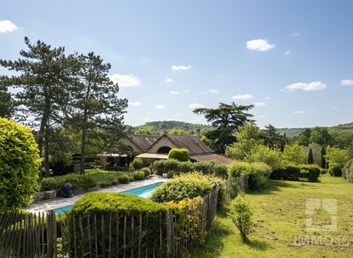 10 pièces 217 m² · à Cahors · 217 m² · 520 000 €