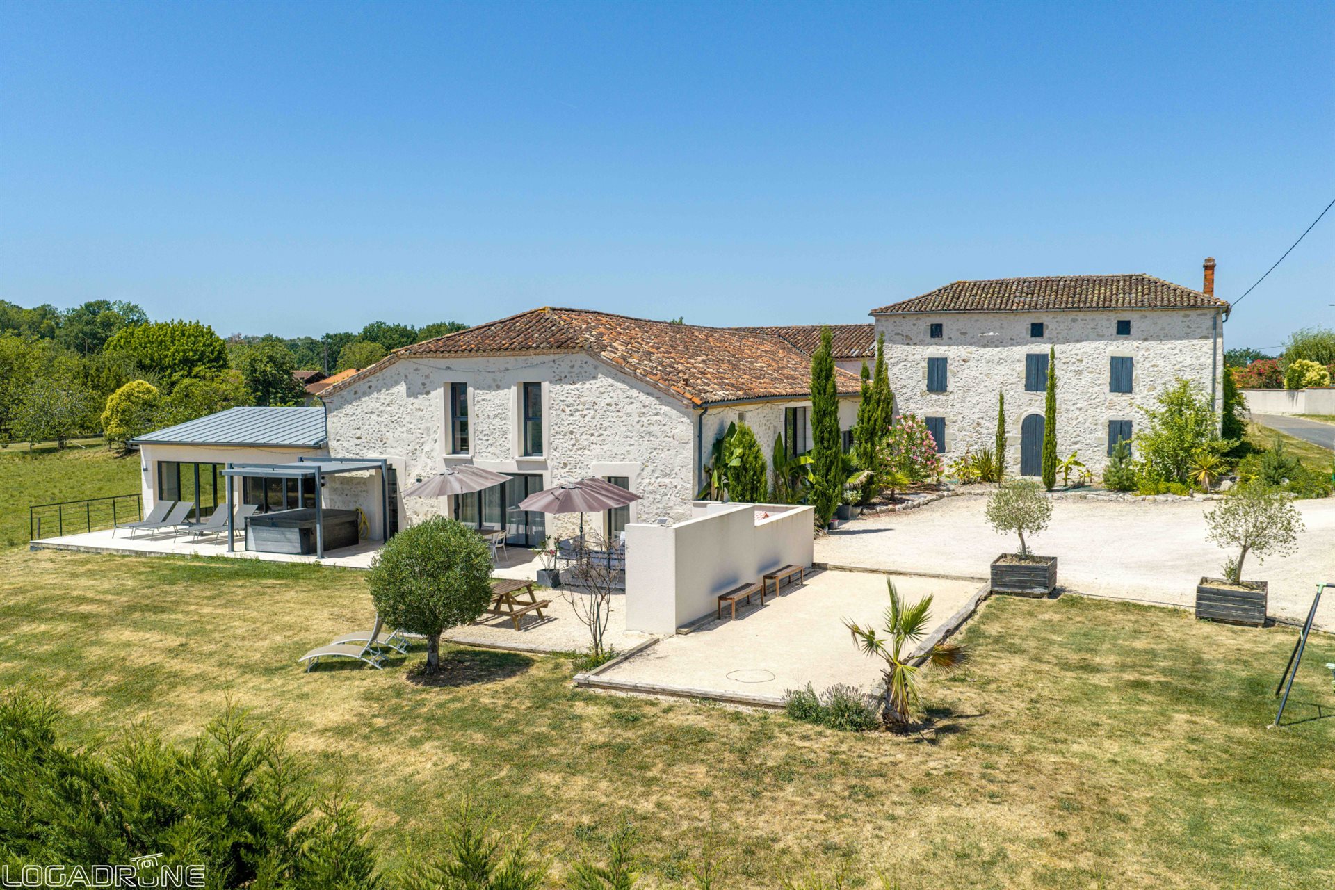 Maison à vendre, 257m², Lédat