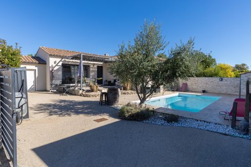 Maison 4 pièces 95 m² · à L'Isle-sur-la-Sorgue · 95 m² · 485 000 €