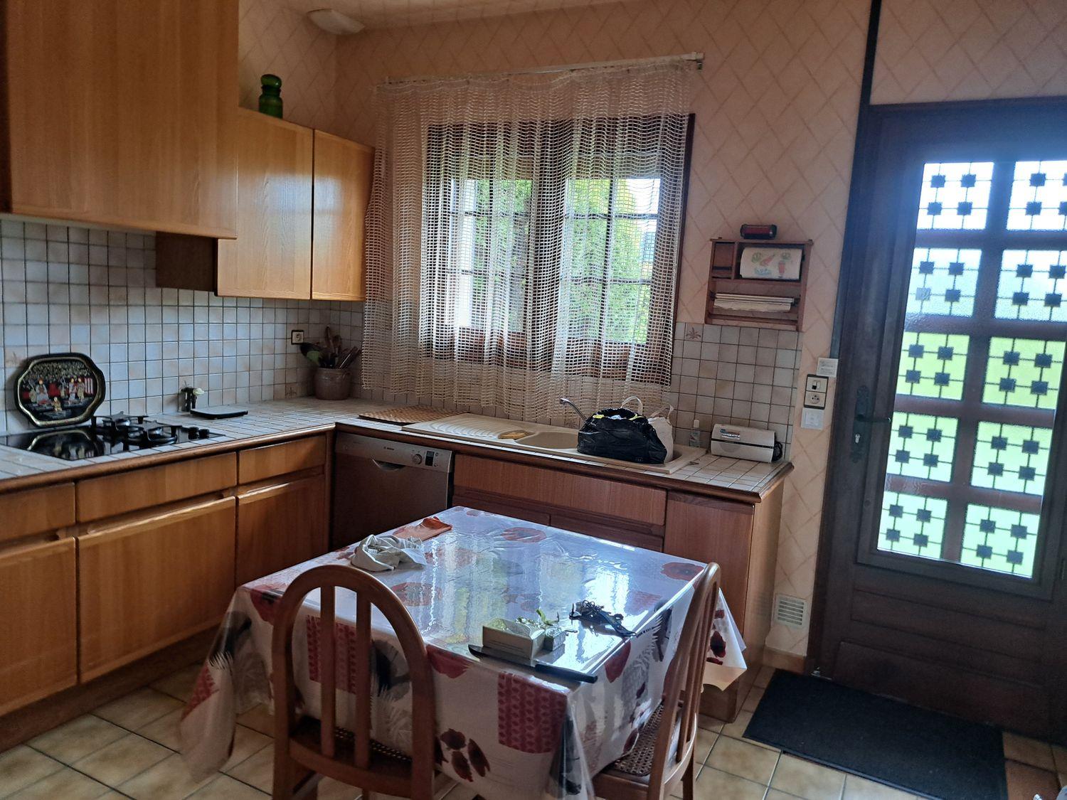 Maison à vendre, 145m², Sauveterre-de-Guyenne
