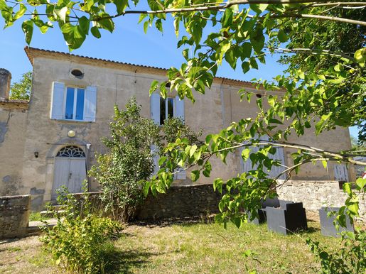 Maison 4 pièces 127 m² · à Casseuil · 127 m² · 179 000 €