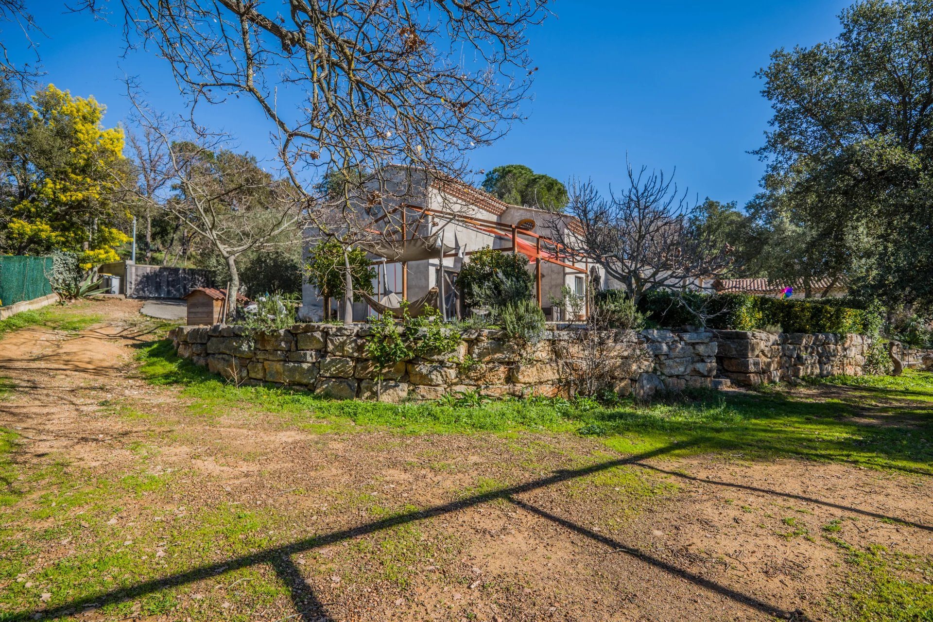 Maison à vendre, 360m², Grimaud