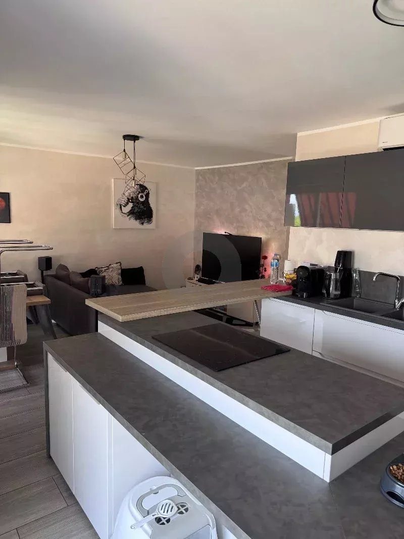 Appartement à louer, 72m², Roquebrune-Cap-Martin