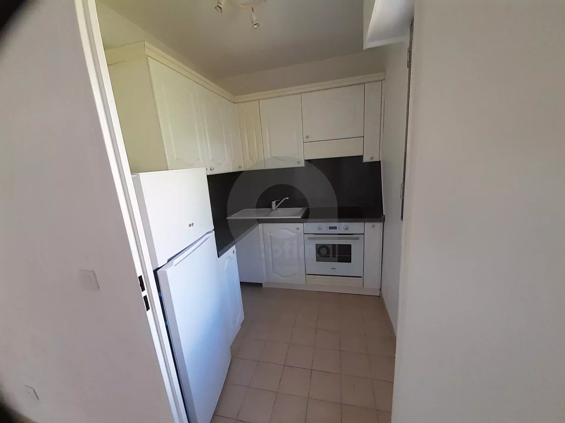 Appartement à louer, 29m², Menton