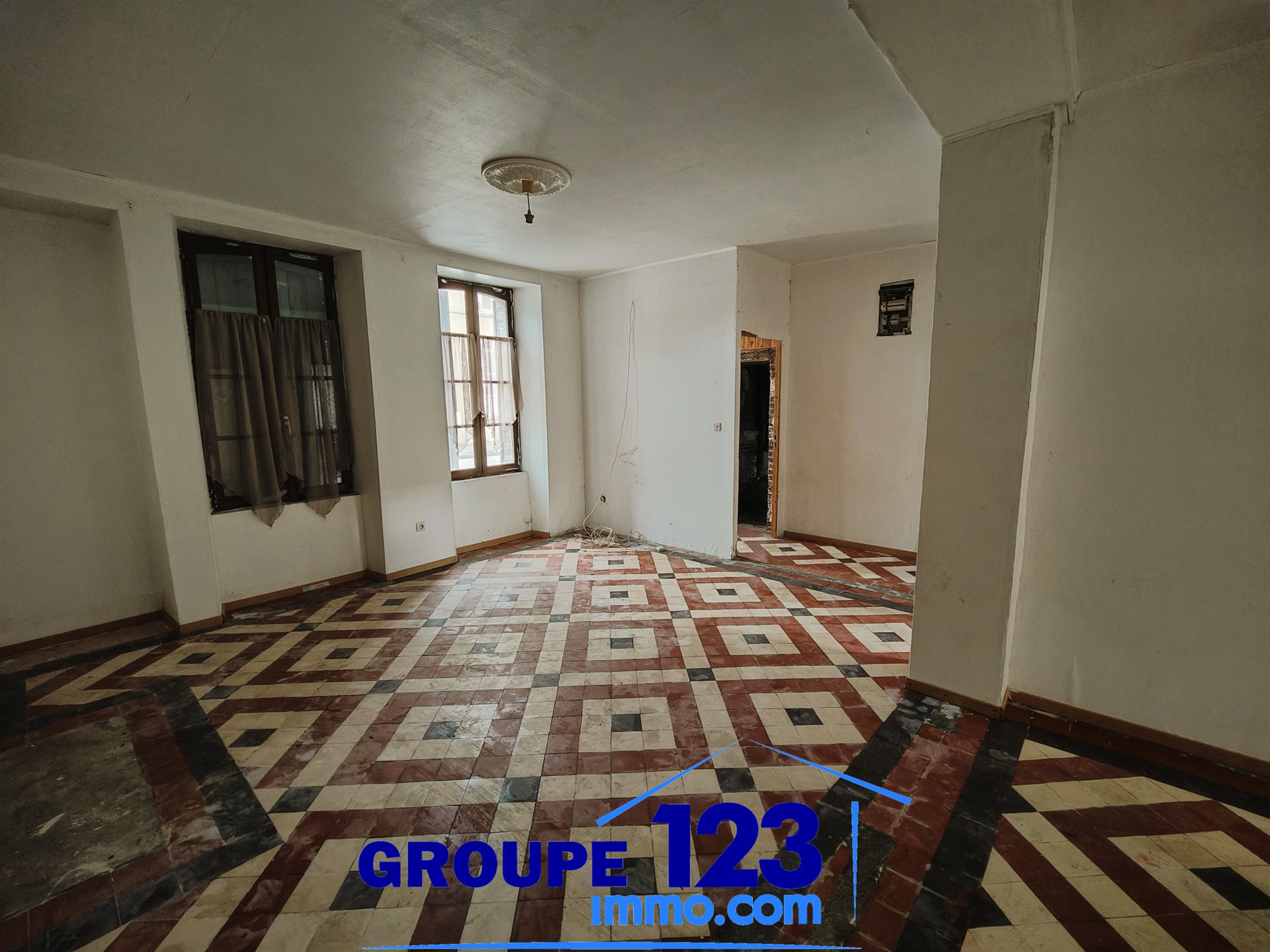 Maison à vendre, 69m², Laroche-Saint-Cydroine