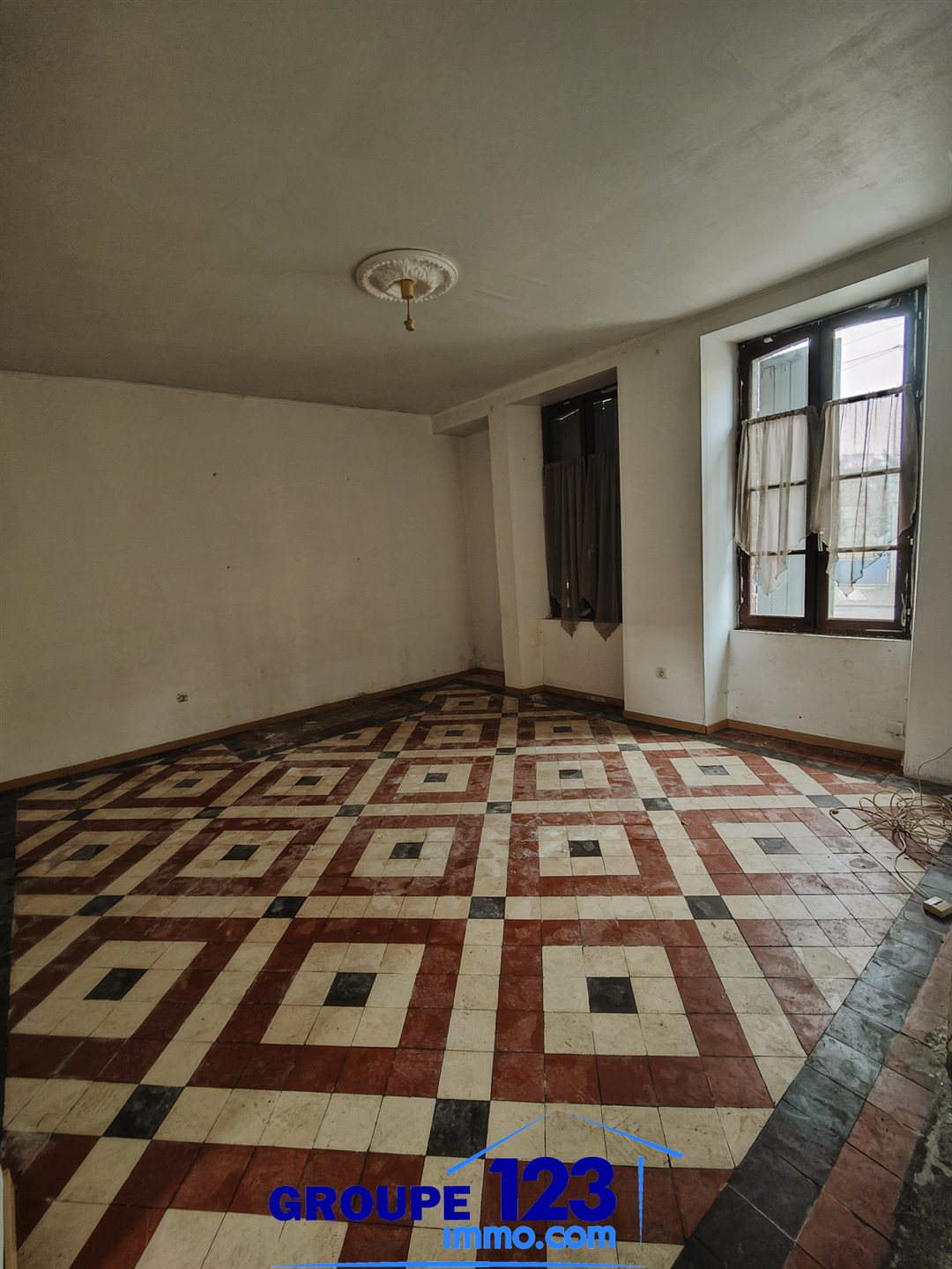 Maison à vendre, 69m², Laroche-Saint-Cydroine