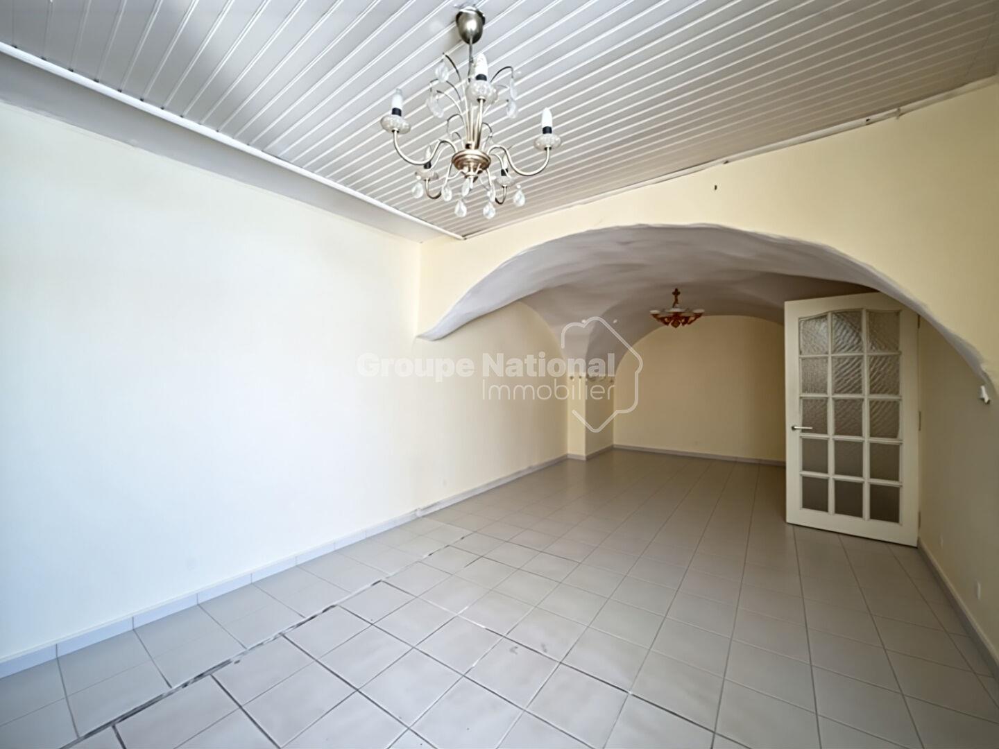Maison à vendre, 263m², Montfrin